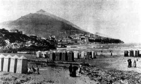 portugalete playa|Portugalete: puerto de baños (1852